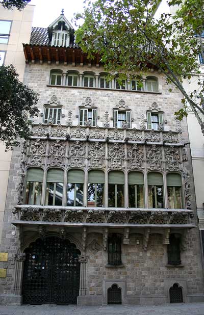 Barcelona Guided Tour Modernism Baron de Quadras Palace
