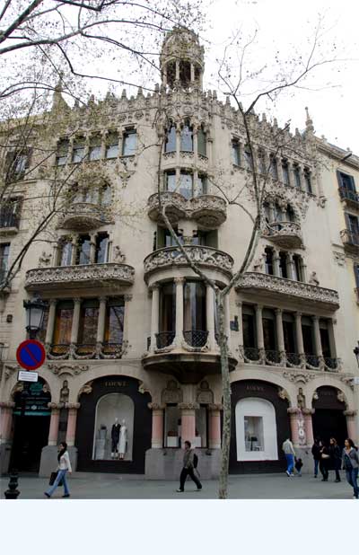 Barcelona Guided Tour Modernism Casa Lleo Morera